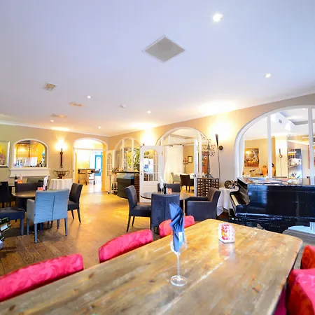 Hotel Munten 4*
