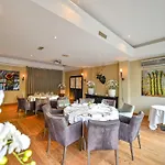 Munten Hotel 4*