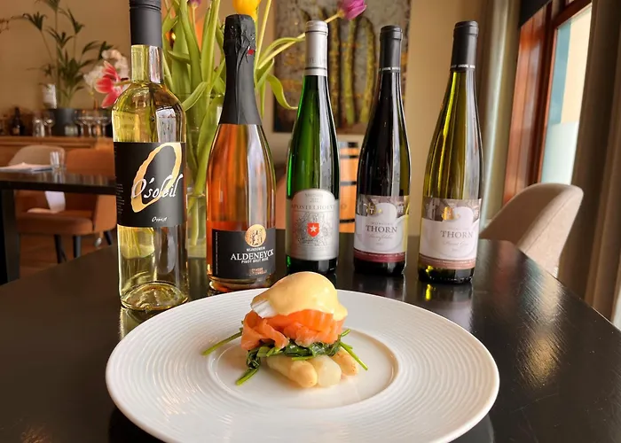 Ξενοδοχείο Munten 4*